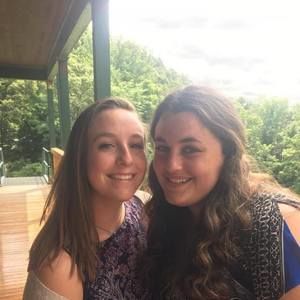 Meet your Posher, Abigail